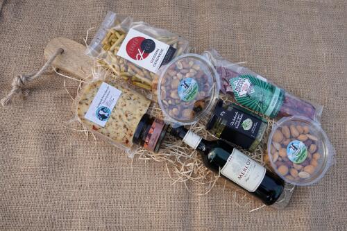 Plank vol lekkers €48,50
